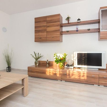 Apartment Dajana Pinezići Εξωτερικό φωτογραφία